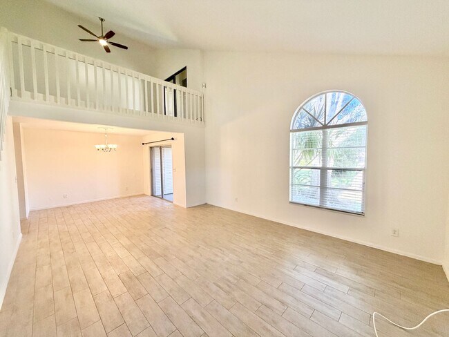 Photo - **LELY COUNTRY CLUB** 2 BED + LOFT / 2 BAT...