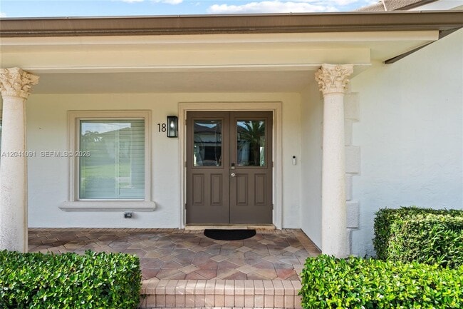 18 Eleuthera Dr