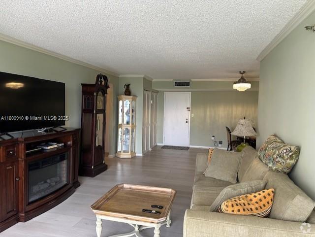 Building Photo - 210 174th St Unit 517 Rental