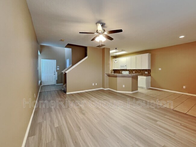 Photo - 6220 Stoney Creek Dr