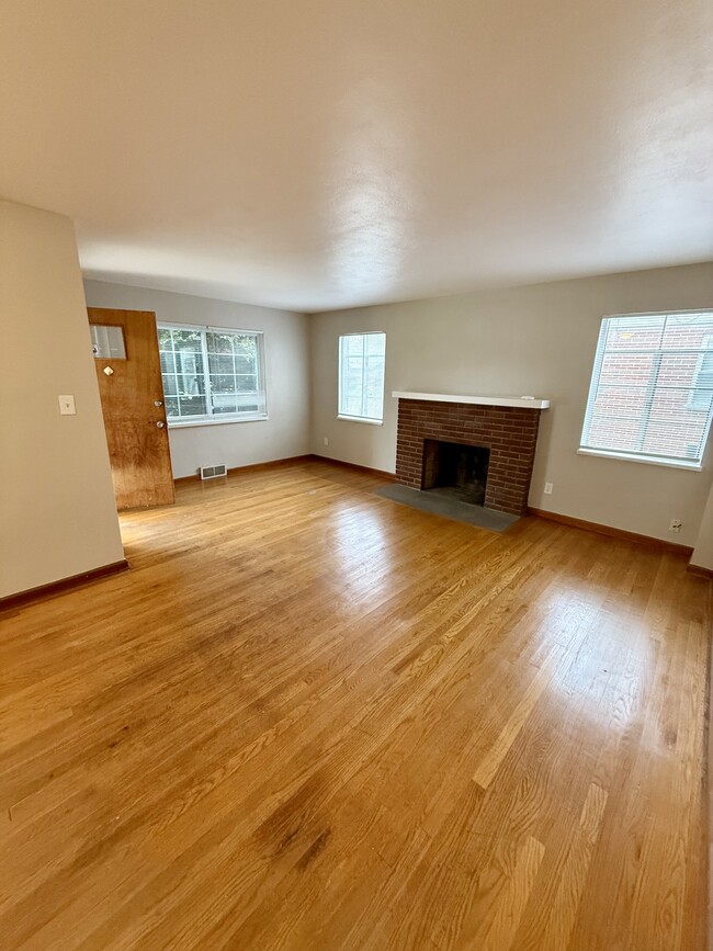 Photo - 4607 Channing Ln