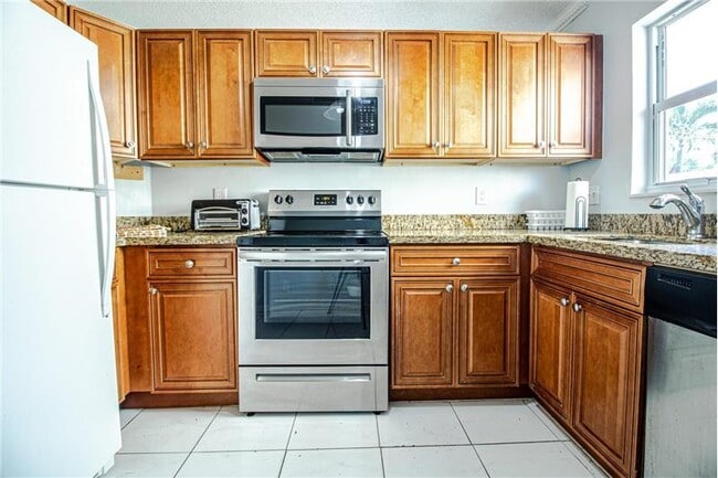 Building Photo - 6415 Amberjack Terrace Unit #1