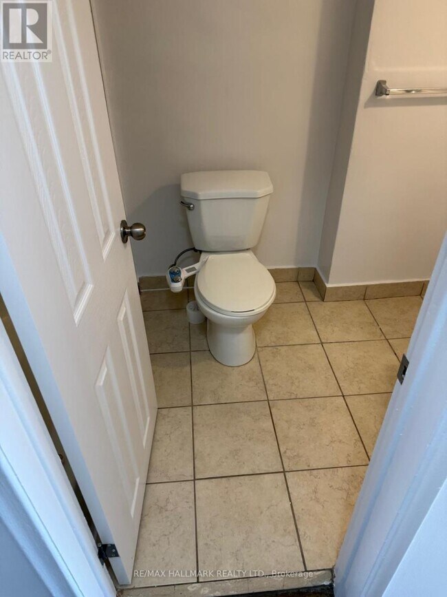 Photo - 2153A Weston Rd