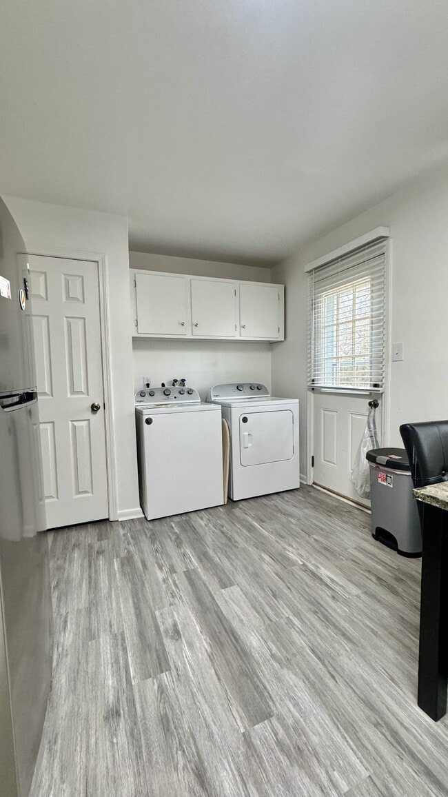 Photo - 505 Delmar Rd