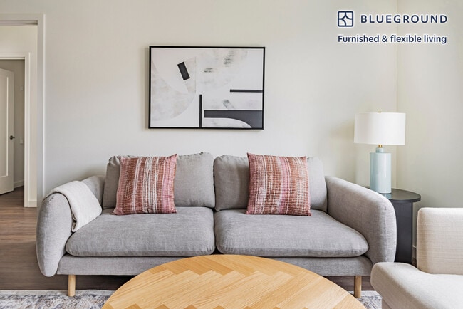 Photo - 100 Callan Ave Apartamento Unidad FL5-ID1932