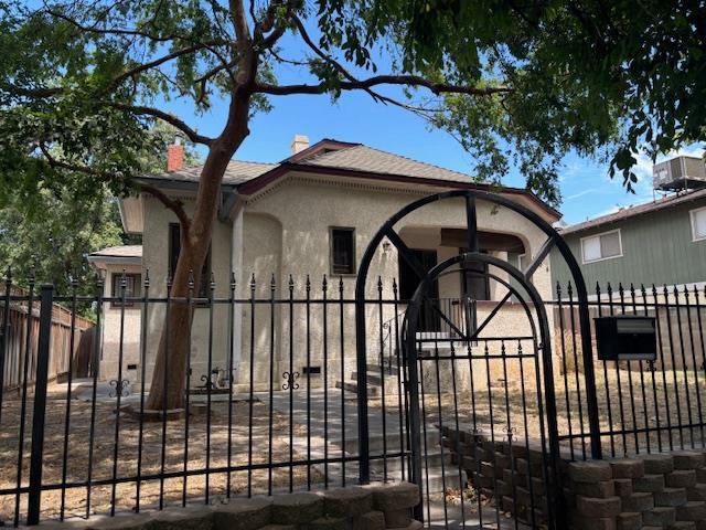 Photo - 134 N College Ave House