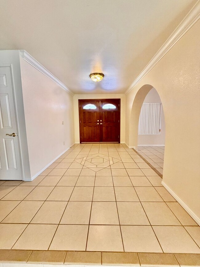 228 Eagleview Pl
