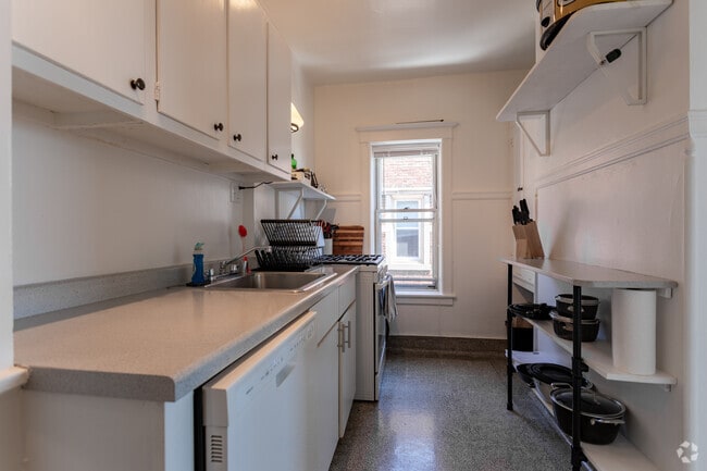 Photo - Windsor Court Apartments