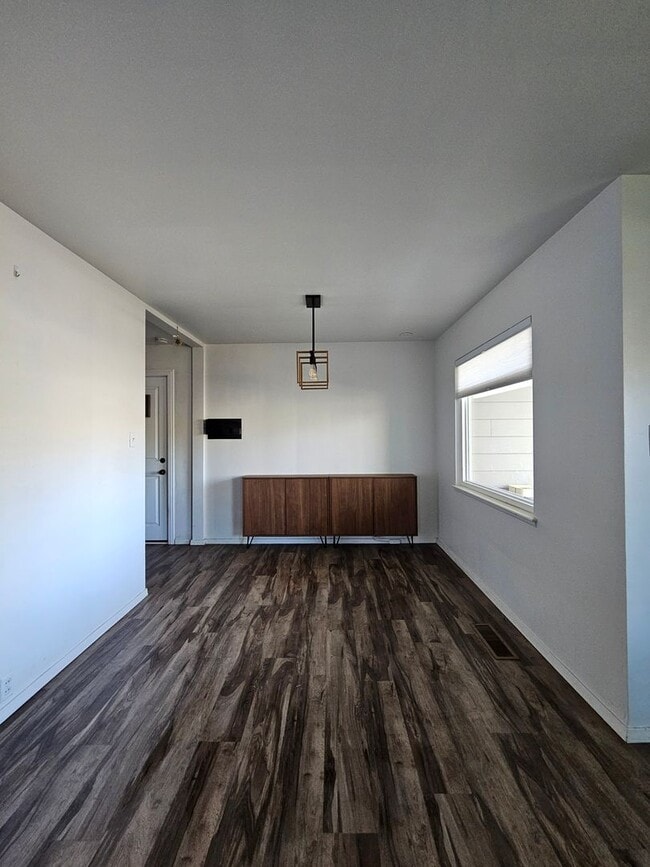 Photo - Charming 1-story Home with a Big Backyard Near Midtown