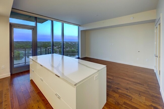 Photo - 44 East Ave Unit 1411