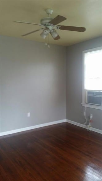 Photo - 5105 Baccich St