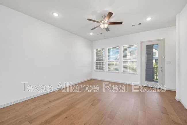 Photo - 3704 Pelican Rst Wy Unit 3704