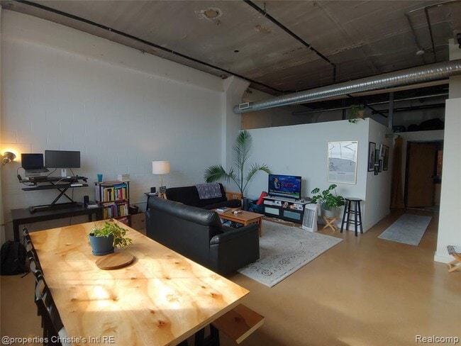 Photo - 55 W Canfield St Unit 106