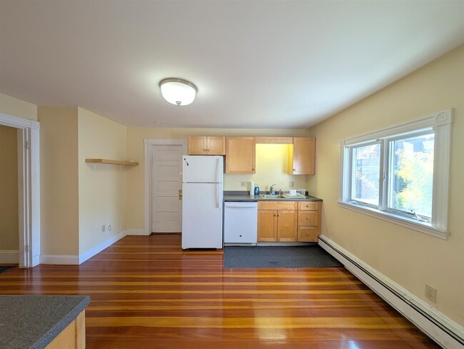 Photo - 41 Bay State Ave Unit 3