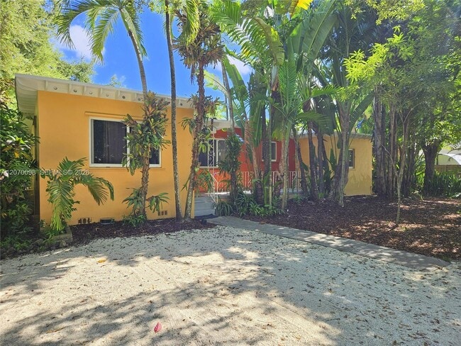 Building Photo - 6624 SW 78th Terrace