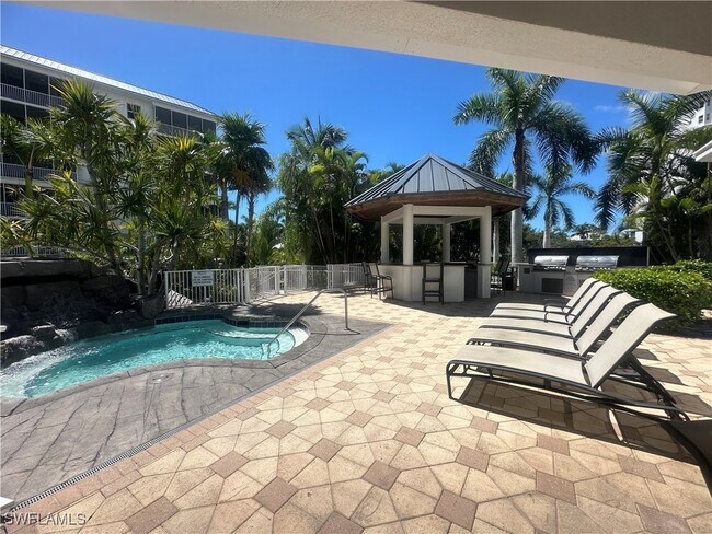 Photo - 470 Launch Cir Unit V-503