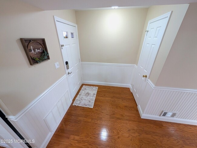 Photo - 177 Tulip Ln