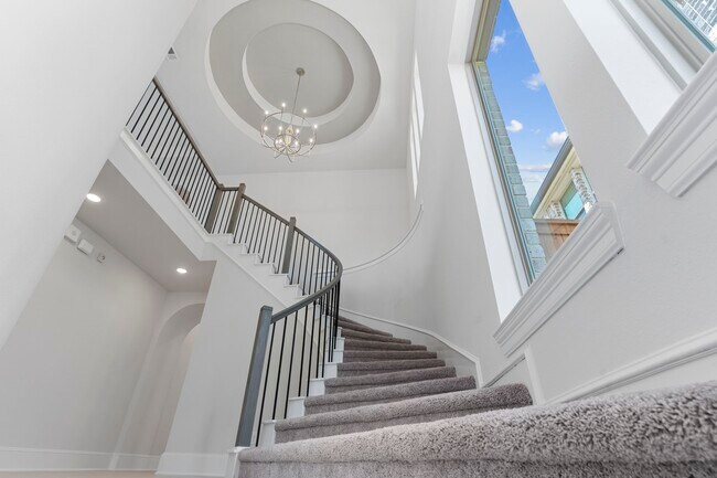 Building Photo - 7019 Winterberry Gln Ln