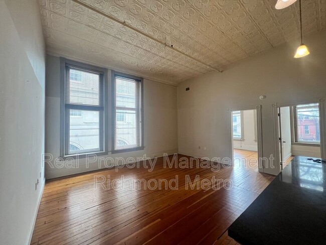 Photo - 121 W Broad St Unidad 202 Rental