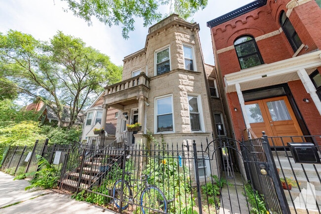 Building Photo - 1227 N Rockwell St Unit 2 Rental