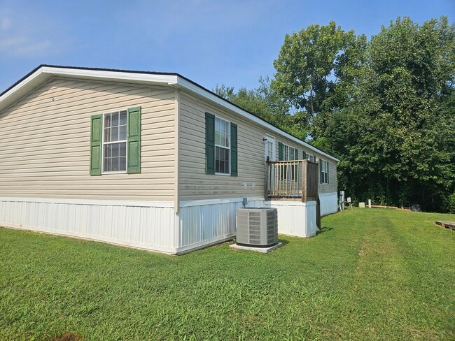 Photo - 159 Lynnwood Cir