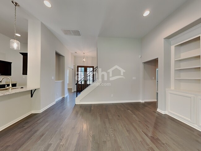 Photo - 5571 Stonecrest Dr