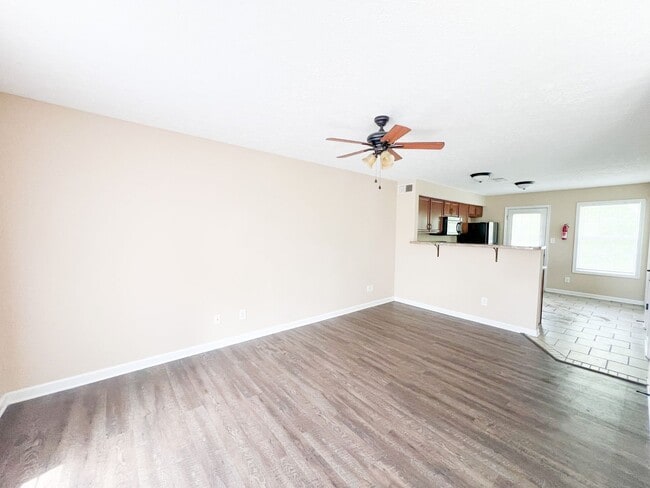 517 Patriot Park Ct