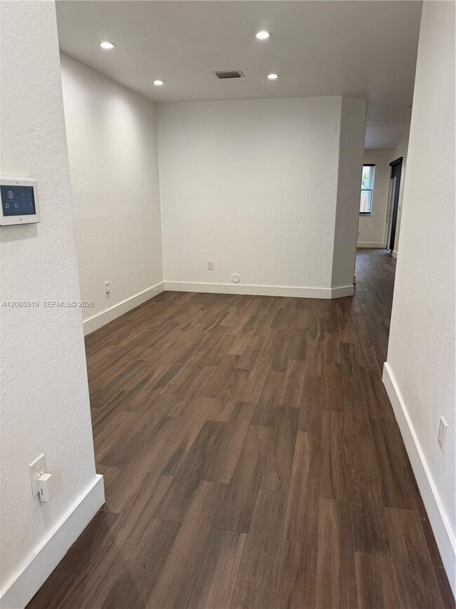 Photo - 15069 SW 9th Way