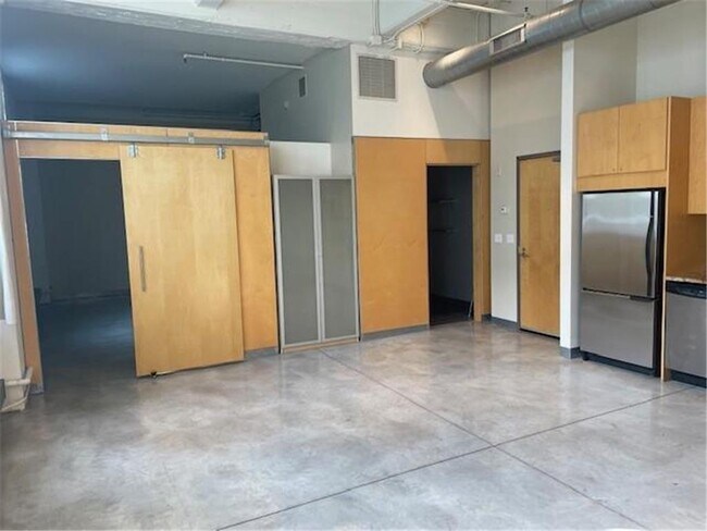 Photo - 700 N Washington Ave Unit 515
