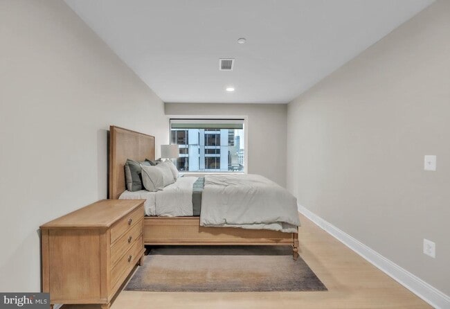 Photo - 1801 Market St Unit 2124