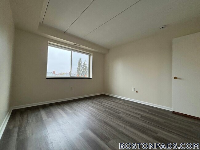 Photo - 51 Hill Rd Unit 306