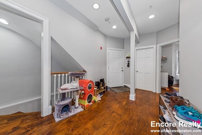 Photo - 16 Sewall St Unidad 2