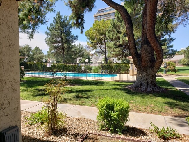 Photo - 3141 Pinehurst Dr Unit C