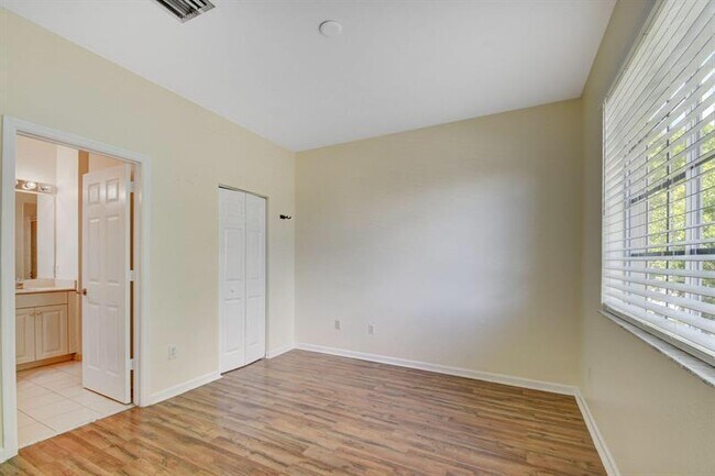 Photo - 1947 Marsh Harbor Dr