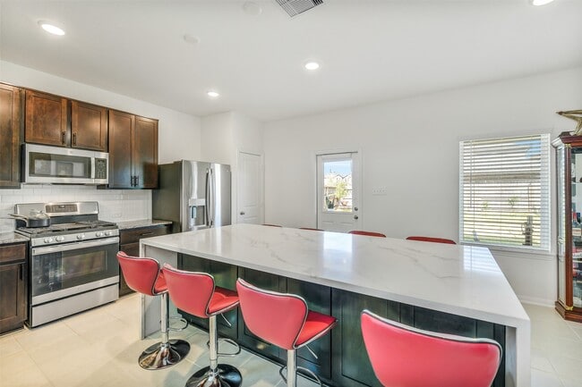 Building Photo - 22222 Opa Gln Dr