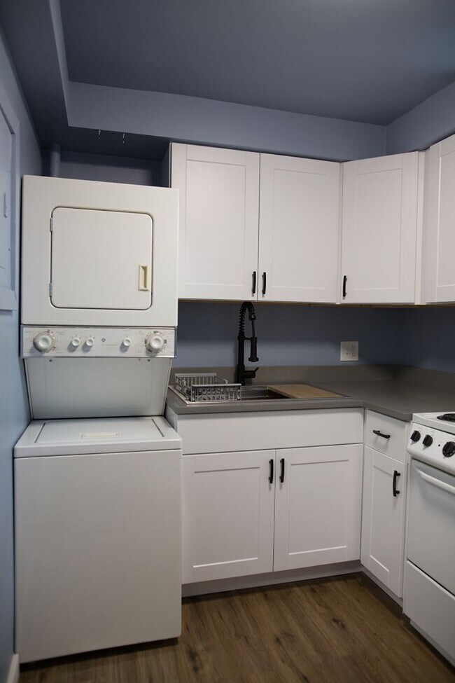 Photo - Terrific Basement Unit