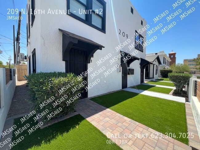 Building Photo - 209 N 16th Ave Unit #2