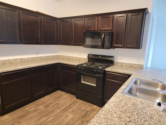 Photo - 3610 Batson Dr