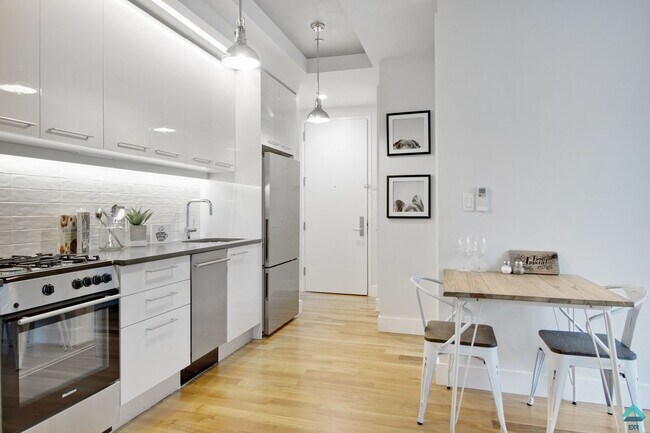 Photo - 410 Lexington Ave Apartment Unit 1A