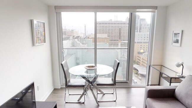 Photo - 78 Gerrard St W Unit FL1-ID1031027P