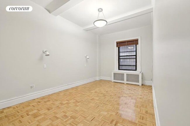 Photo - 215 W 90th St