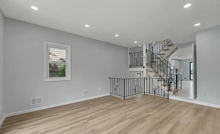 Photo - 25 Geyser Dr