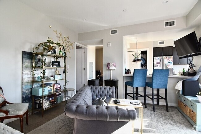 Building Photo - 120 Savin Hill Ave Unit 304 Rental