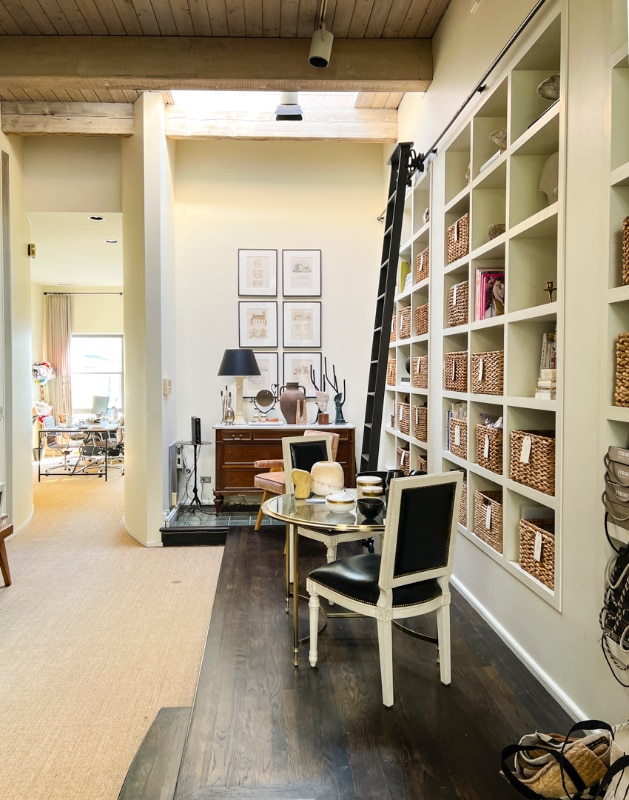 Building Photo - 1113 W Armitage Ave Unit 2REAR EAST