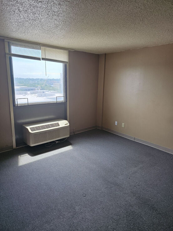 Photo - Geneva Tower