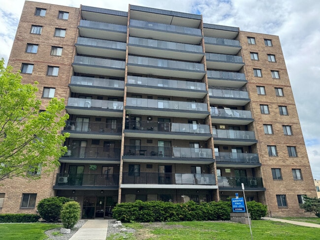 Building Photo - Millwood Place Apartments