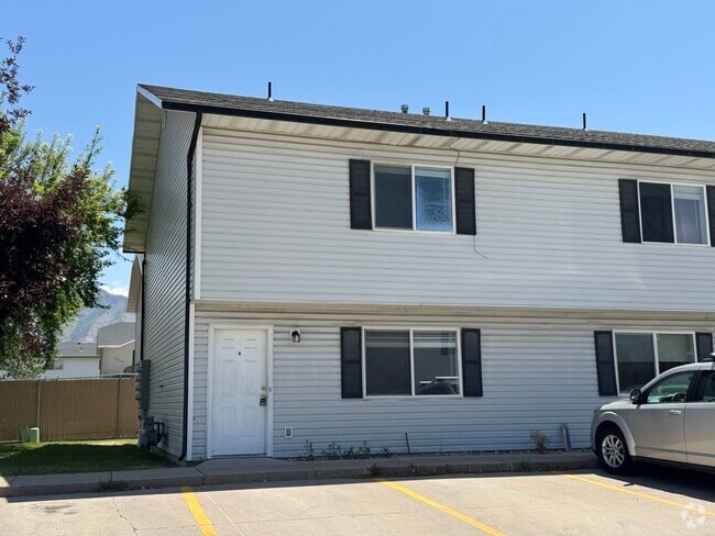 Building Photo - 1376 N 260 W Rental