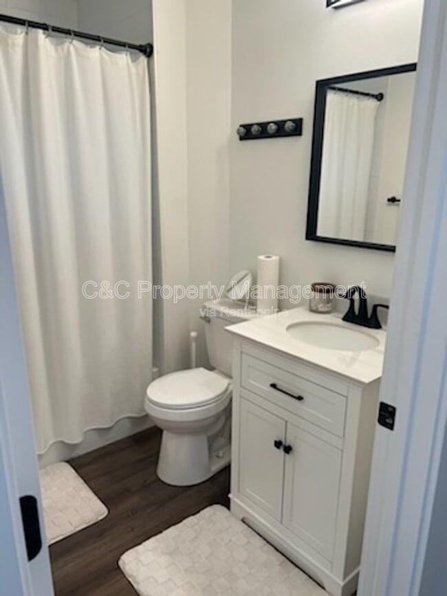 Photo - 59 W Castle St