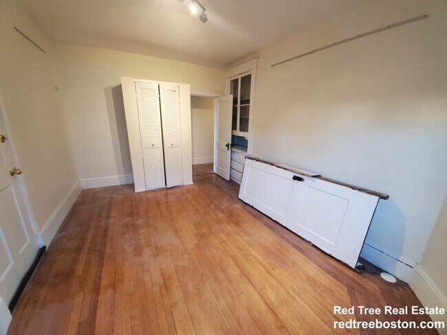 Photo - 229 Harvard St