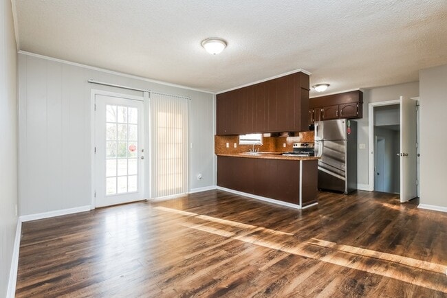 Photo - 111 Cornell Dr Casa